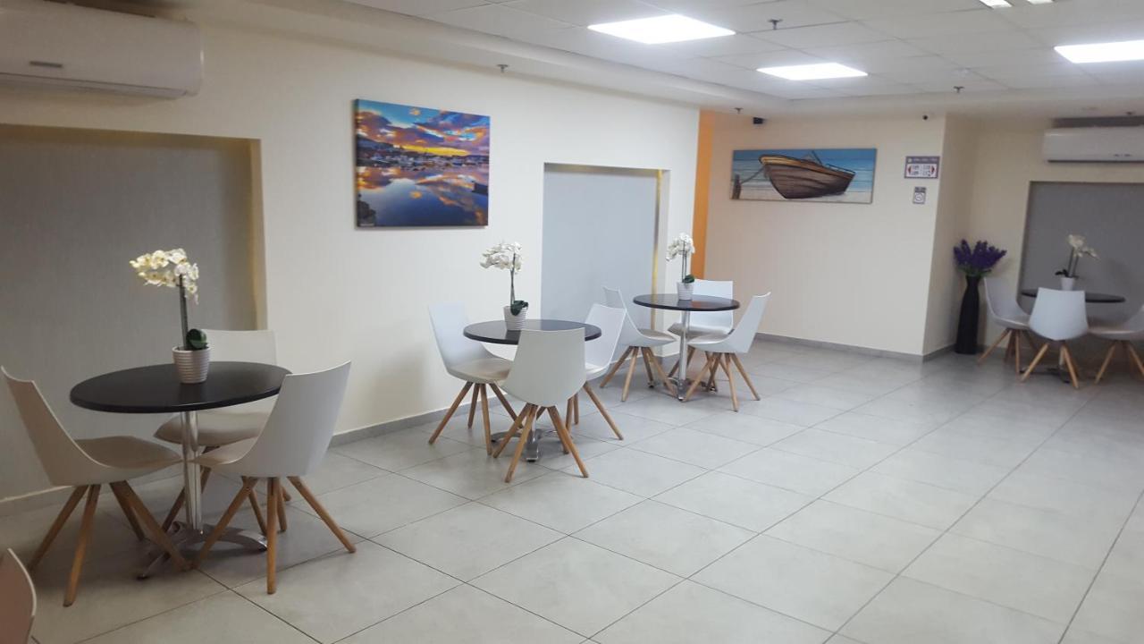 Sur La Mer Hotel Ашдод Екстер'єр фото